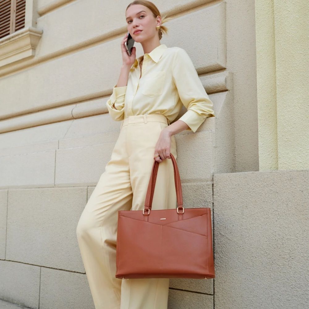 Elegant Brown Leather Tote Bag